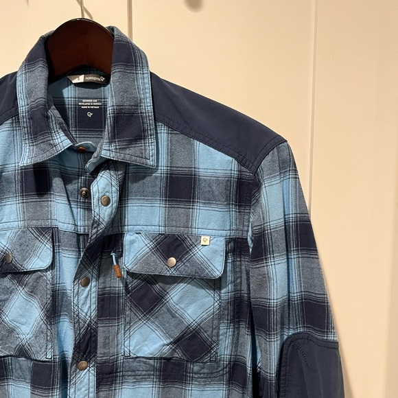 Norrona Svalbard Flannel Shirt, Blue- Men’s Small NWOT - Picture 3 of 6